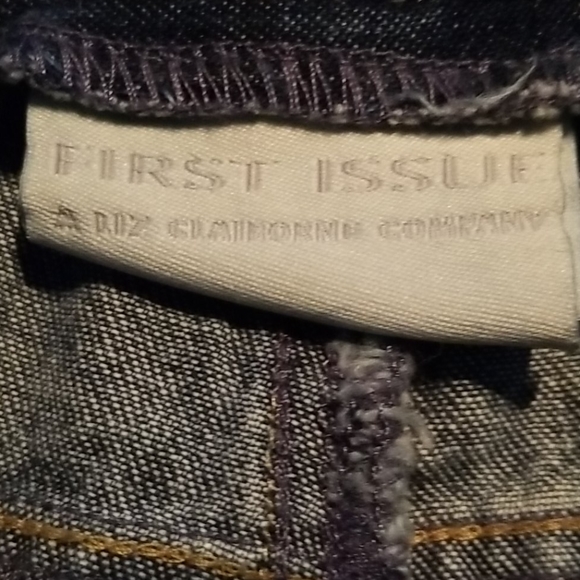 First Issue Jeans - Picture 6 of 8